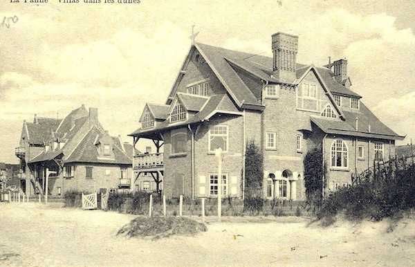 Villa d’Albert Dumont à La Panne avec l’oiseau bleu sur le faîte