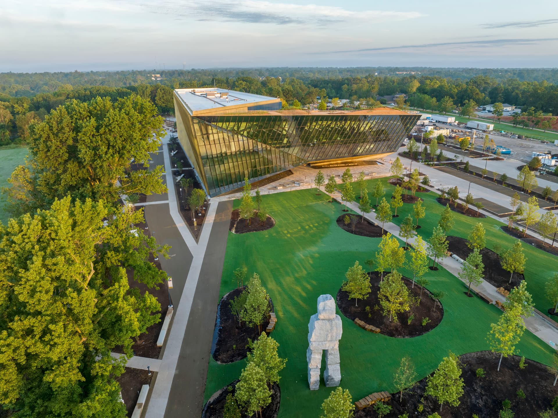 Vue aérienne du campus de l'Alice L. Walton School of Medicine à Bentonville